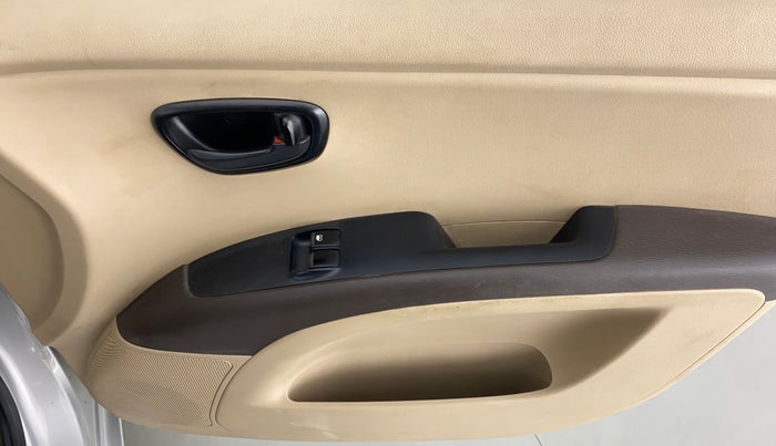 2010 Hyundai i10 ERA 1.1 IRDE, Petrol, Manual, 48,411 km, Driver Side Door Panels Control