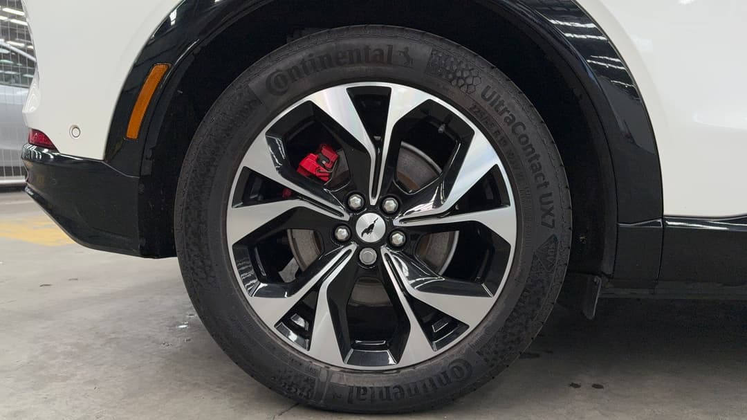 2023 Ford Mustang Mach-e Premium, Automatic, 63487 km, Right Rear Wheel