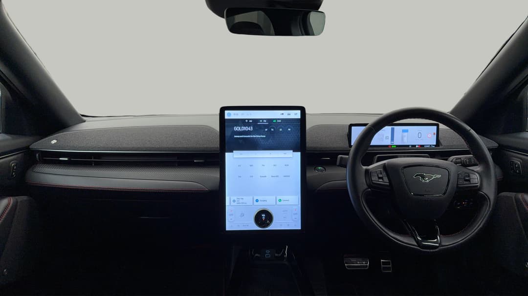 2023 Ford Mustang Mach-e Premium, Automatic, 63487 km, Dashboard View