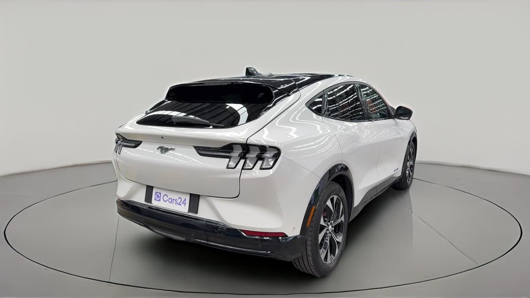2023 Ford Mustang Mach-e Premium, Automatic, 63487 km, Right Back Diagonal (45- Degree) View