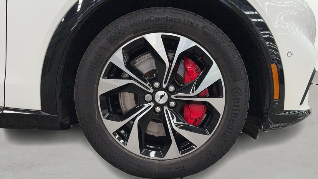 2023 Ford Mustang Mach-e Premium, Automatic, 63487 km, Right Front Wheel