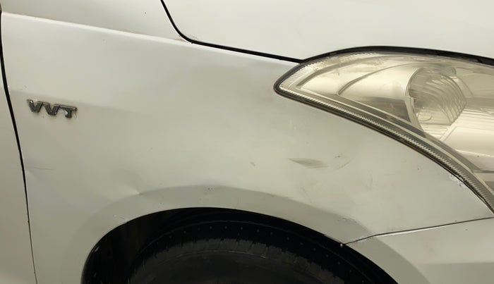 2013 Maruti Swift Dzire VXI, Petrol, Manual, 70,817 km, Right fender - Paint has minor damage