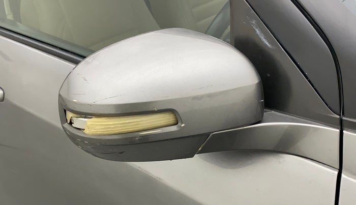 2013 Maruti Swift Dzire VXI, Petrol, Manual, 88,833 km, Right rear-view mirror - Minor scratches