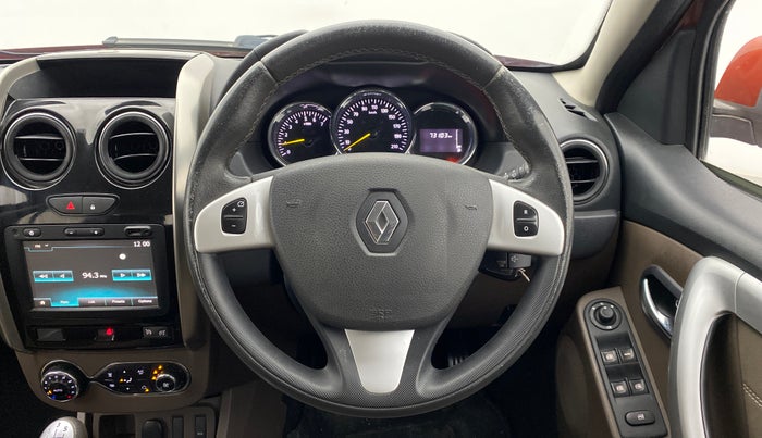 2016 Renault Duster RXZ 85 PS DIESEL, Diesel, Manual, 73,140 km, Steering Wheel Close Up