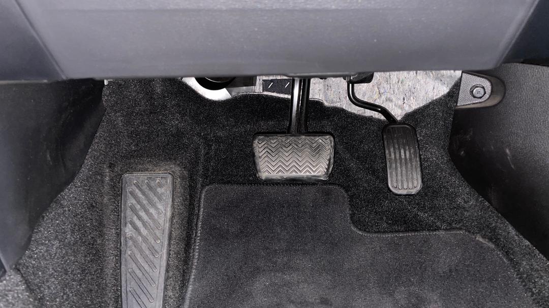 2021 Toyota Corolla Ascent Sport Hybrid, Automatic, 63825 km, Pedals and Footmat