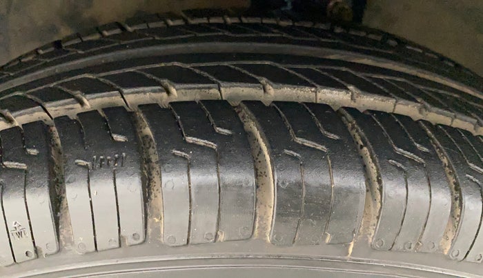 2018 Maruti Celerio ZXI (O), Petrol, Manual, 93,813 km, Left Front Tyre Tread