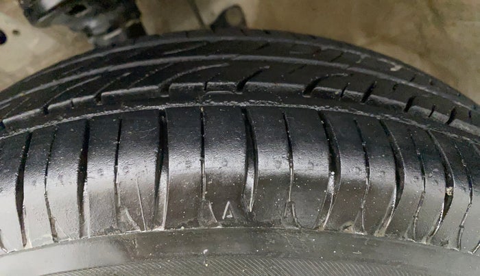 2015 Maruti Wagon R 1.0 VXI, CNG, Manual, 73,165 km, Left Front Tyre Tread