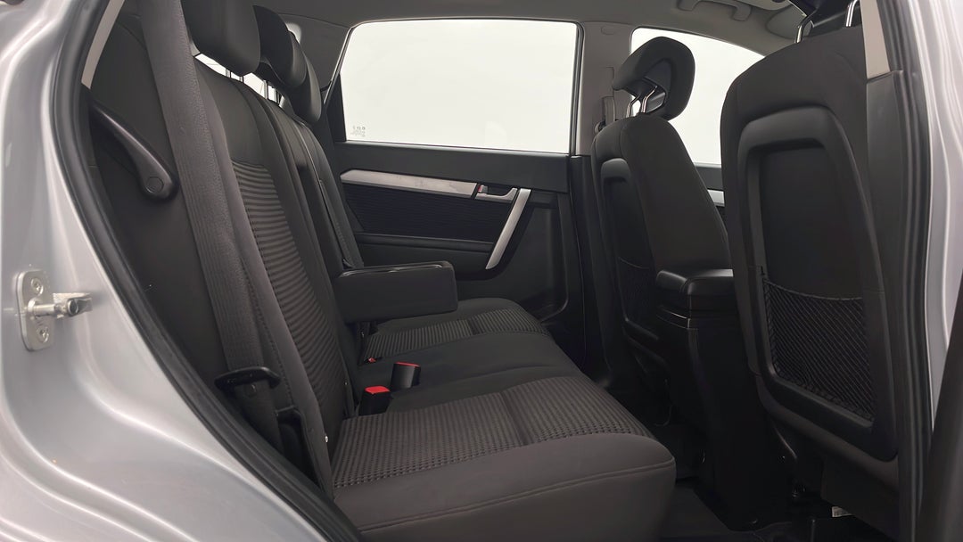 2016 Holden Captiva 7 Ls (fwd), Automatic, 115054 km, Right Side Rear Door Cabin View