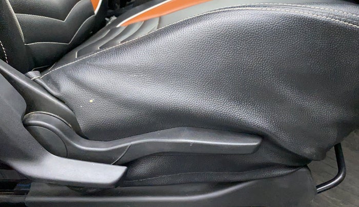 2018 Maruti Swift VXI D, Petrol, Manual, 20,490 km, Driver Side Adjustment Panel