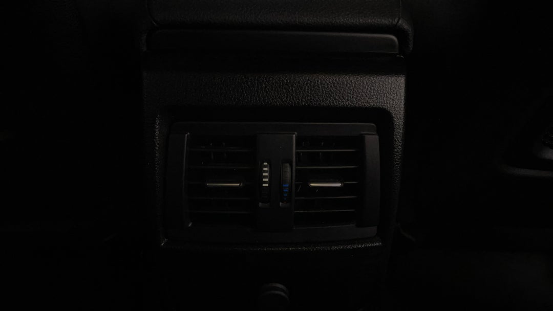 Rear A/C Vent