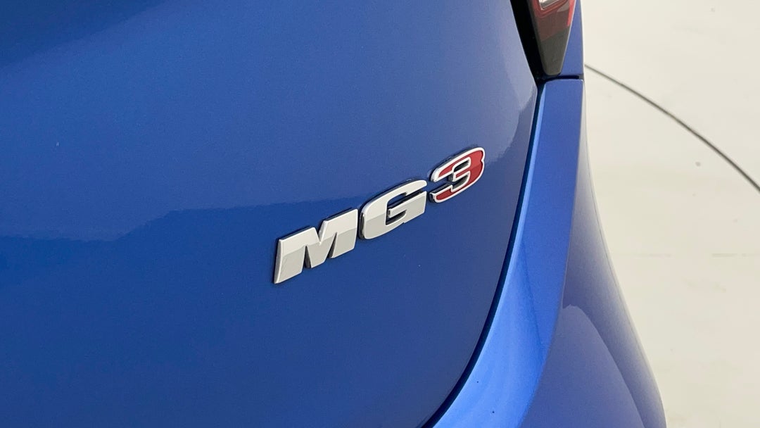 Badge (Boot Right Side)