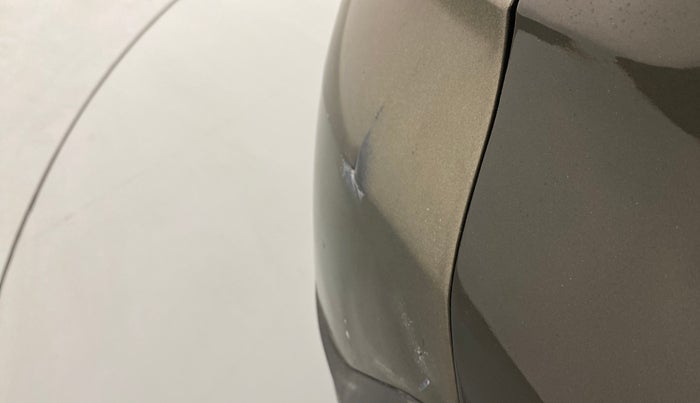 2019 Renault Kwid 1.0 RXT Opt, Petrol, Manual, 37,526 km, Rear bumper - Minor scratches