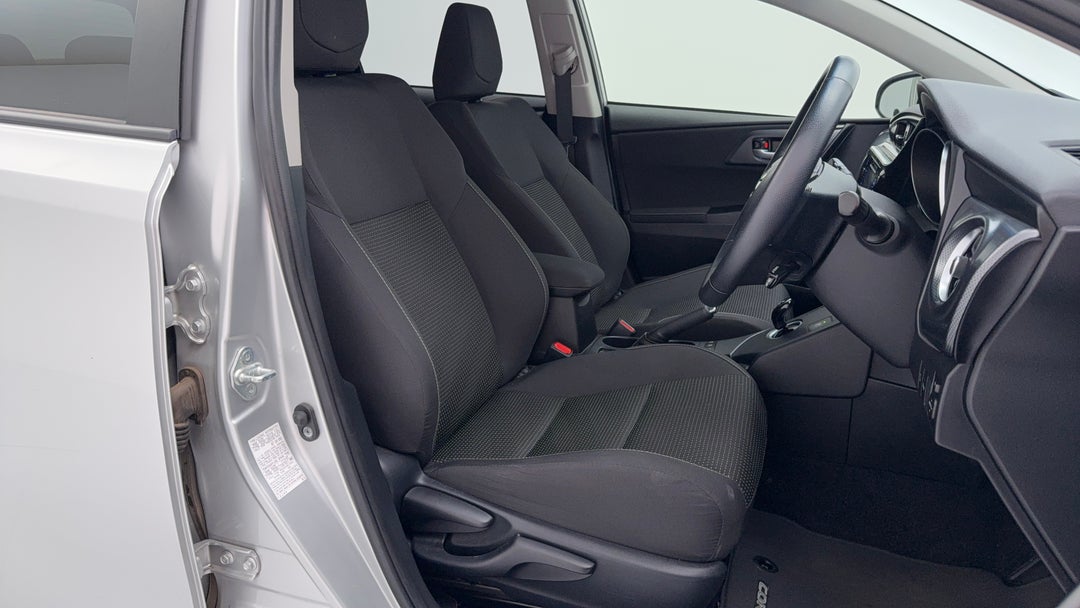 2018 Toyota Corolla Hybrid, Automatic, 67613 km, Right Side Front Door Cabin View