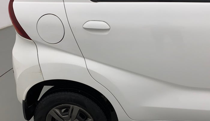 2018 Datsun Redi Go GOLD LIMITED EDITION, Petrol, Manual, 47,866 km, Right quarter panel - Paint has minor damage
