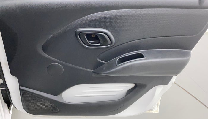 2018 Datsun Redi Go GOLD LIMITED EDITION, Petrol, Manual, 47,866 km, Driver Side Door Panels Control