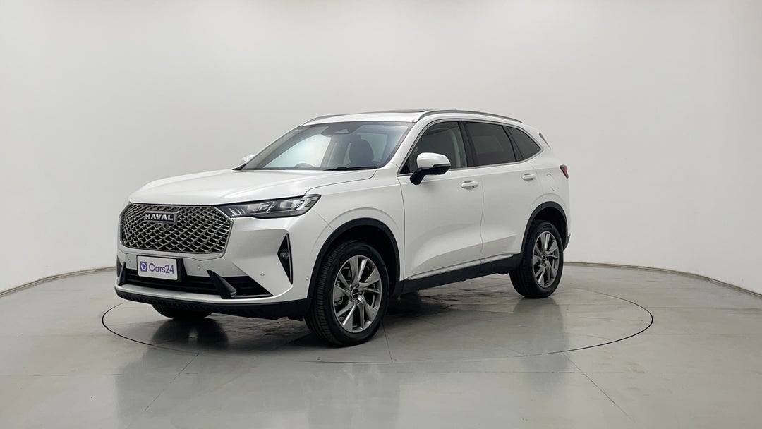 Left Front Diagonal (45- Degree) View