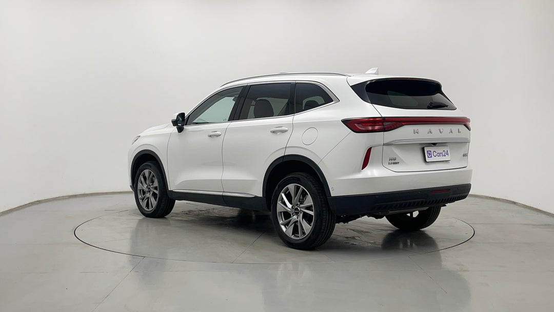 Left Back Diagonal (45- Degree) View