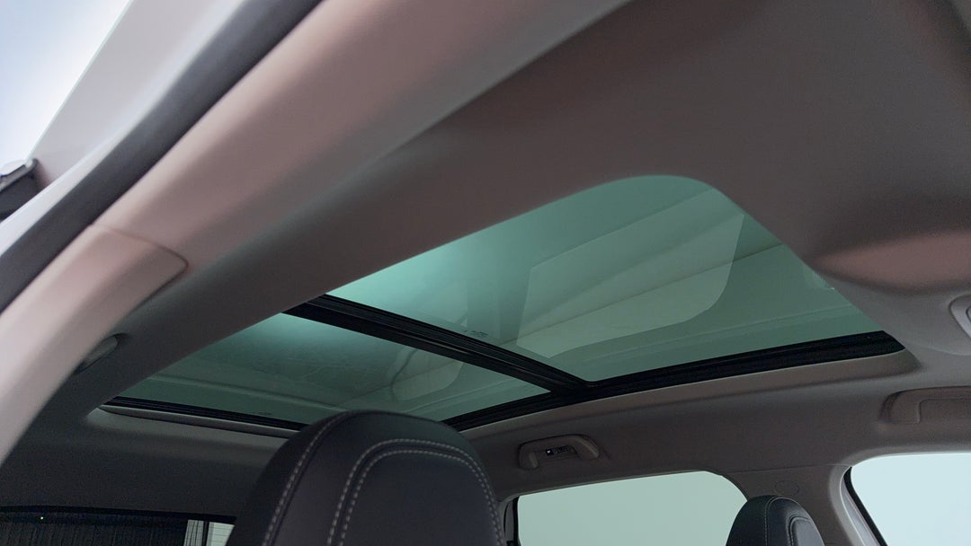 Interior Sunroof/Moonroof