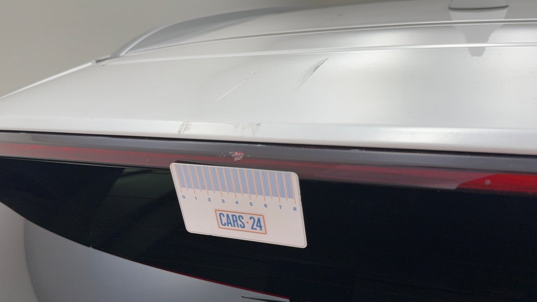 Boot / Tailgate Tailgate Scratch