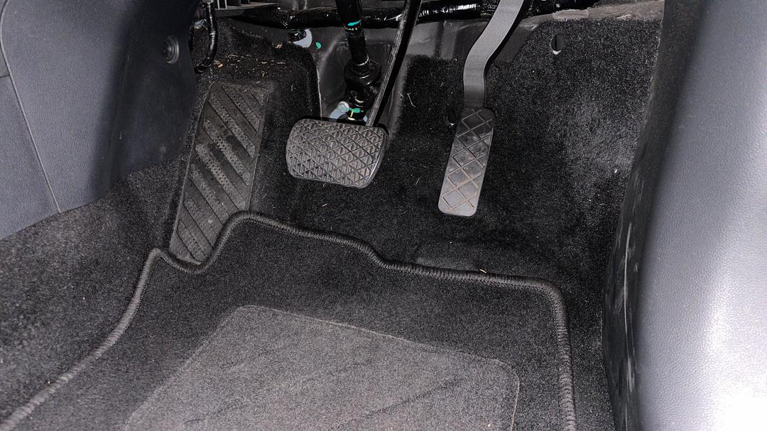 2021 MG ZS EV Essence, Automatic, 48786 km, Pedals and Footmat