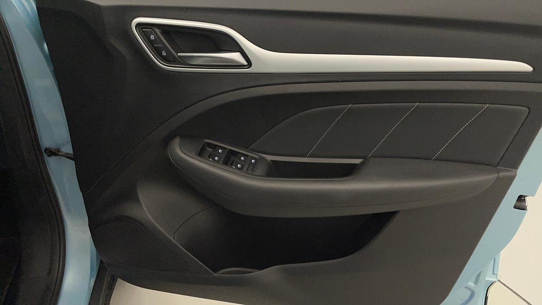 2021 MG ZS EV Essence, Automatic, 48786 km, Speaker View