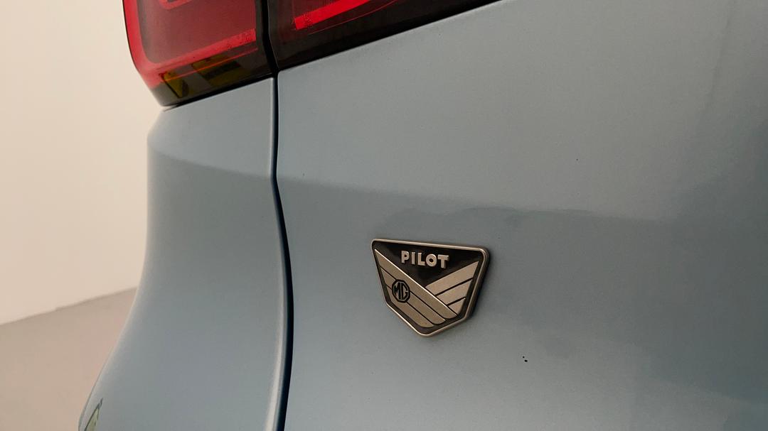 2021 MG ZS EV Essence, Automatic, 48786 km, Badge (Boot Left Side)