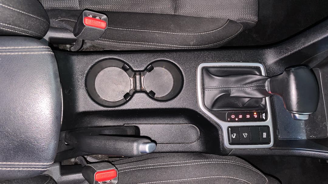 2019 Kia Sportage S (FWD), Automatic, 134554 km, Center Console