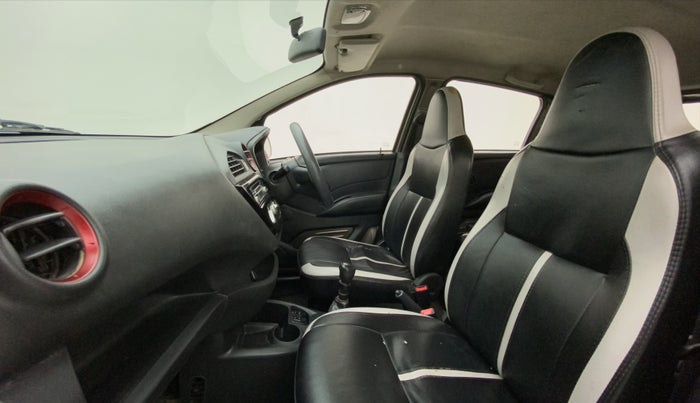 2016 Datsun Redi Go SPORT, Petrol, Manual, 79,233 km, Right Side Front Door Cabin