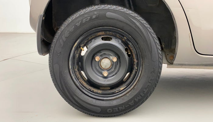 2016 Datsun Redi Go SPORT, Petrol, Manual, 79,233 km, Right Rear Wheel