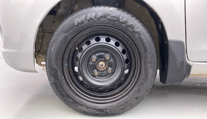 2017 Maruti Celerio ZXI D, Petrol, Manual, 78,559 km, Left Front Wheel