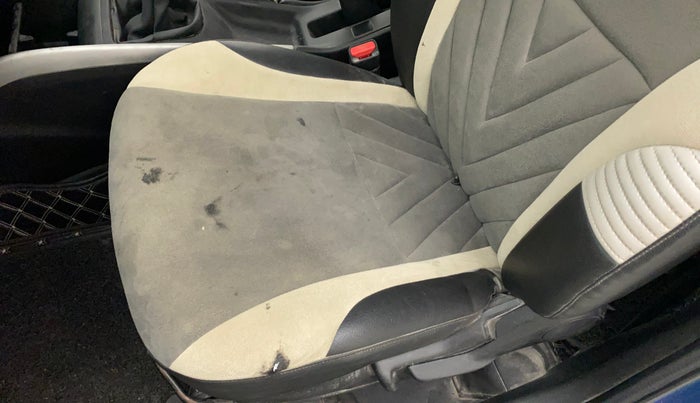 2018 Maruti Baleno ZETA PETROL 1.2, Petrol, Manual, 49,010 km, Front left seat (passenger seat) - Cover slightly stained