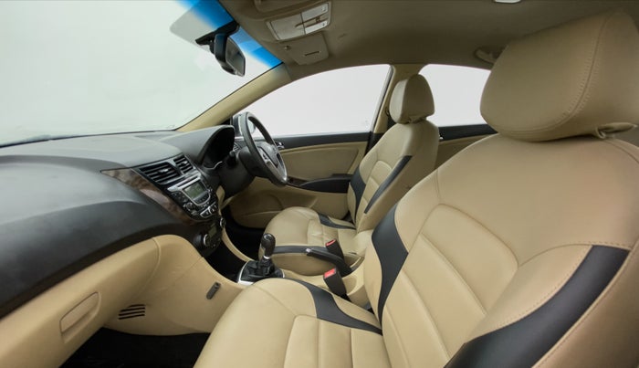 2012 Hyundai Verna FLUIDIC 1.6 EX VTVT, Petrol, Manual, 96,205 km, Right Side Front Door Cabin