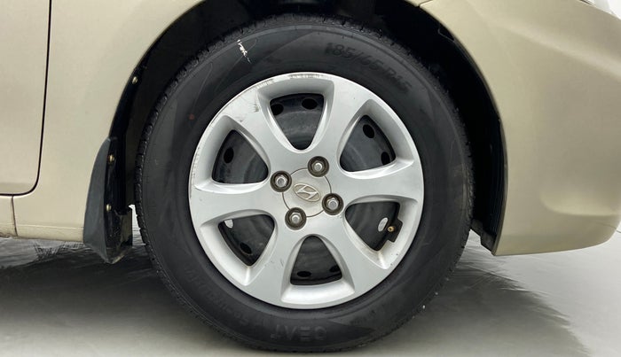 2012 Hyundai Verna FLUIDIC 1.6 EX VTVT, Petrol, Manual, 96,205 km, Right Front Wheel