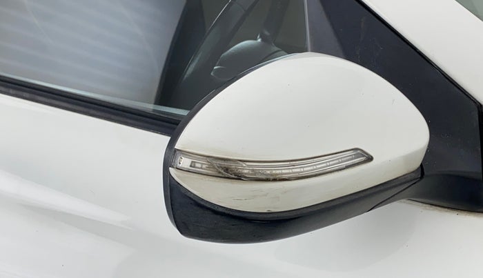 2015 Hyundai Elite i20 ASTA 1.2 (O), Petrol, Manual, 44,436 km, Right rear-view mirror - Indicator light has minor damage