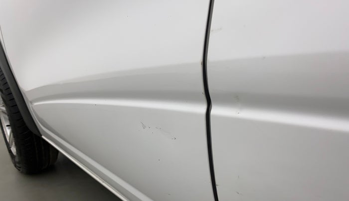 2018 Renault Kwid RXT 1.0 AMT (O), Petrol, Automatic, 72,296 km, Front passenger door - Slightly dented