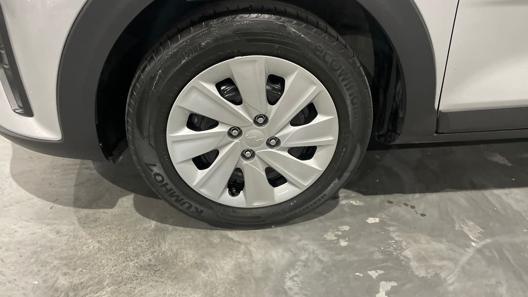 2022 Kia Stonic S, Automatic, 35141 km, Left Front Wheel
