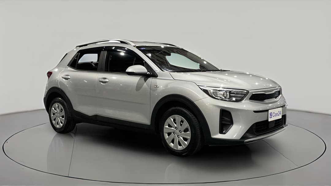 2022 Kia Stonic S, Automatic, 35141 km, Right Front Diagonal (45- Degree) View
