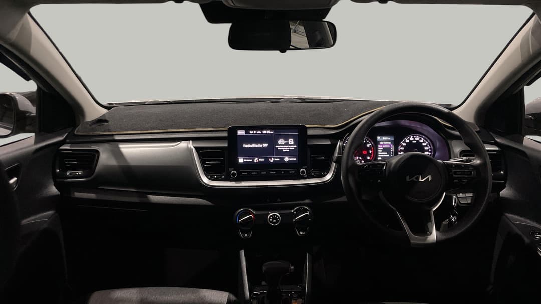 2022 Kia Stonic S, Automatic, 35141 km, Dashboard View
