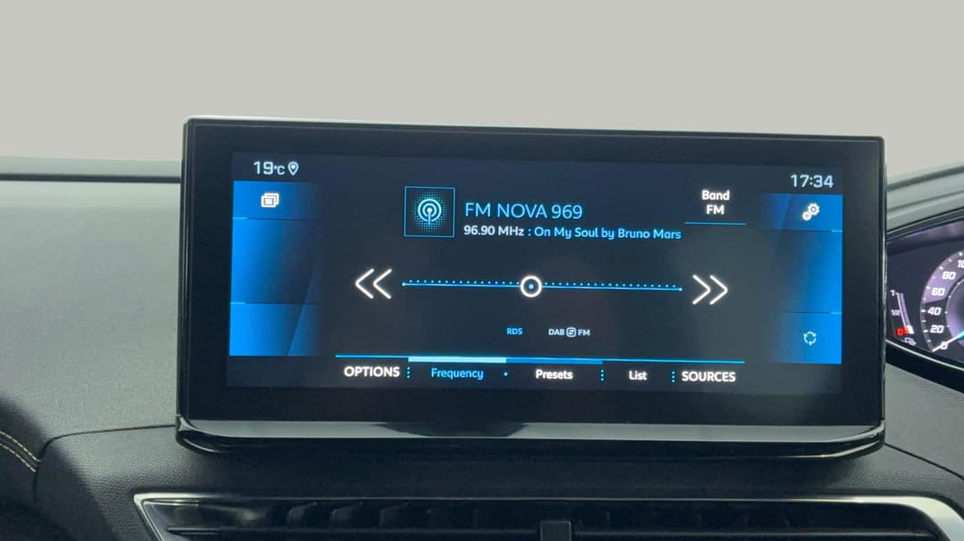 2021 Peugeot 3008 Gt Sport 1.6 Thp, Automatic, 63316 km, Infotainment System