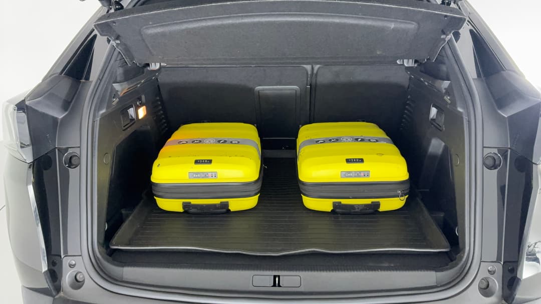 2021 Peugeot 3008 Gt Sport 1.6 Thp, Automatic, 63316 km, Boot Inside View with Luggage