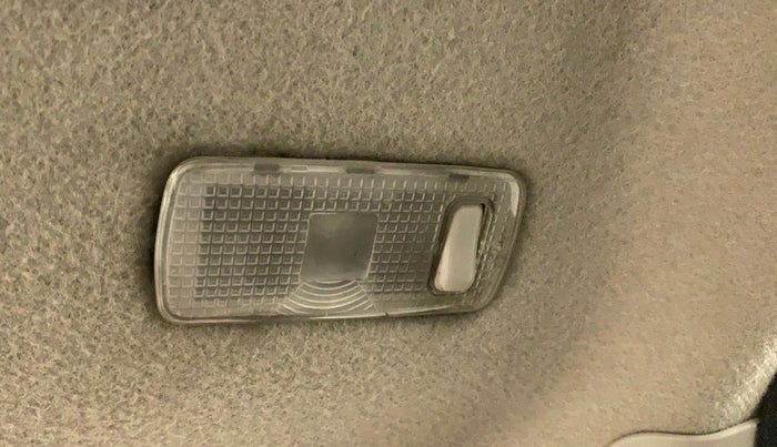 2015 Renault Duster 85 PS RXL PLUS DIESEL, Diesel, Manual, 68,845 km, Ceiling - Roof light/s not working