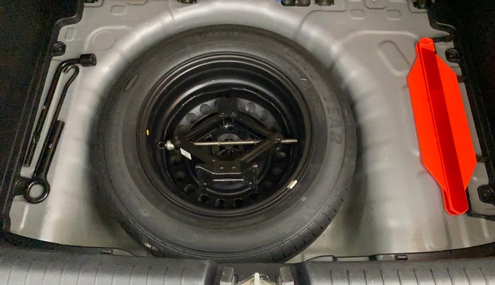 2019 Hyundai VENUE SX(O) CRDi, Diesel, Manual, 52,800 km, Spare Tyre