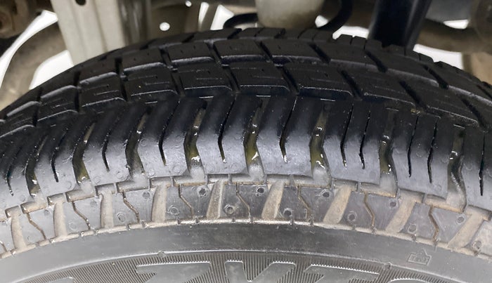 2019 Maruti Alto 800 LXI, Petrol, Manual, 24,461 km, Right Rear Tyre Tread