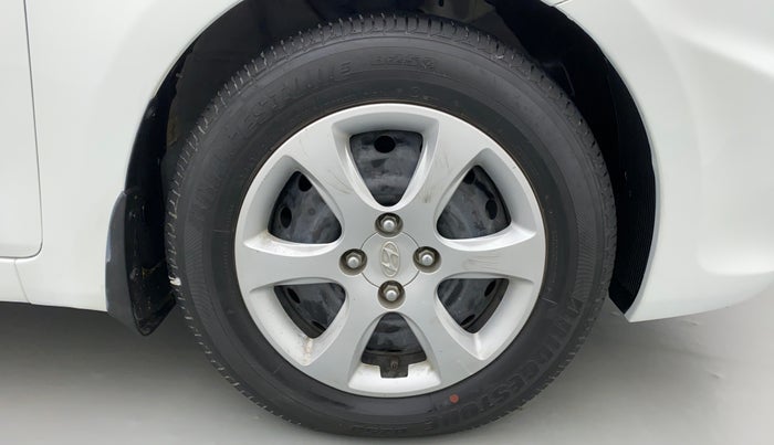 2013 Hyundai Verna FLUIDIC 1.6 EX VTVT, Petrol, Manual, 58,254 km, Right Front Wheel