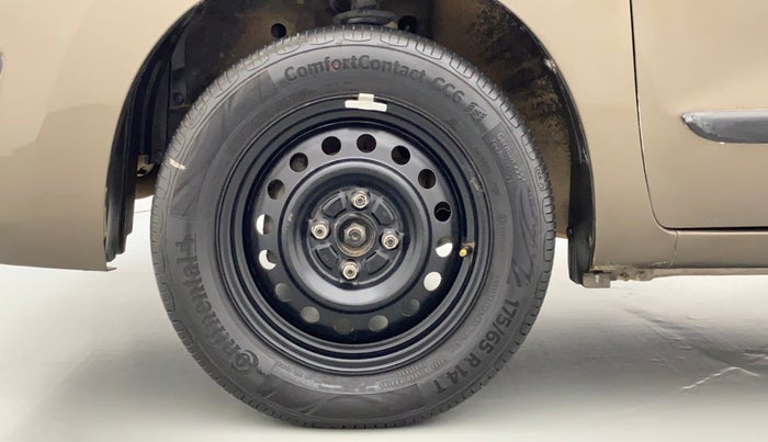 2014 Maruti Wagon R 1.0 VXI, Petrol, Manual, 73,273 km, Left Front Wheel