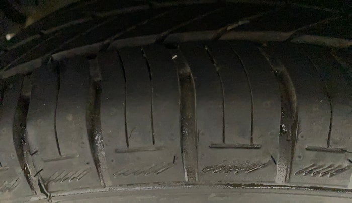 2021 Hyundai AURA S 1.2, Petrol, Manual, 39,923 km, Right Rear Tyre Tread