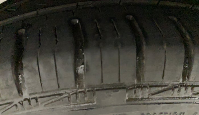 2021 Hyundai AURA S 1.2, Petrol, Manual, 39,923 km, Left Rear Tyre Tread
