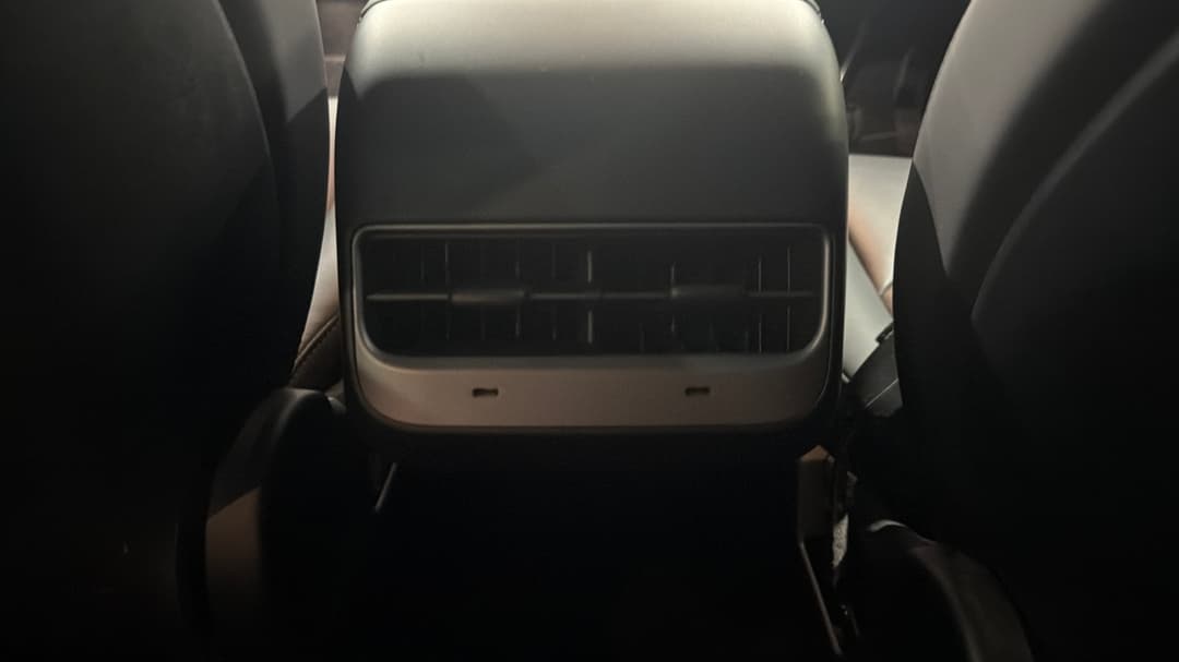 2024 Tesla Model Y Rear-wheel Drive, Automatic, 16754 km, Rear A/C Vent