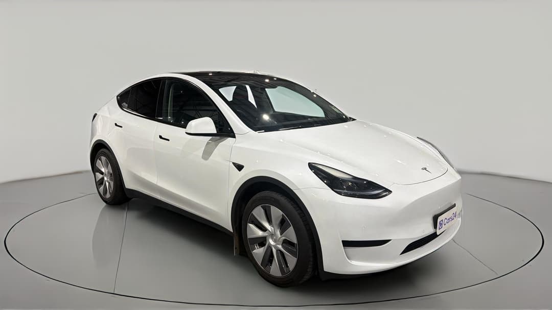 2024 Tesla Model Y Rear-wheel Drive, Automatic, 16754 km, Right Front Diagonal (45- Degree) View