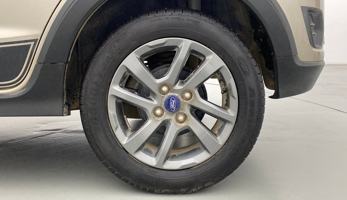 2018 Ford FREESTYLE TITANIUM 1.2 TI-VCT MT, Petrol, Manual, 10,347 km, Left Rear Wheel